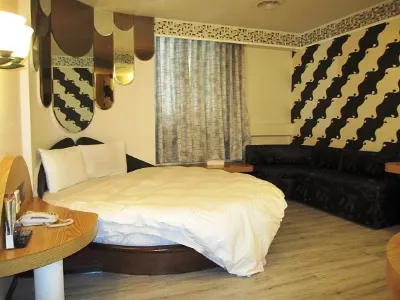 Golden Phoenix Hotel Hotel di 