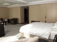 北京和平里旅居酒店 - 城景豪华大床房
