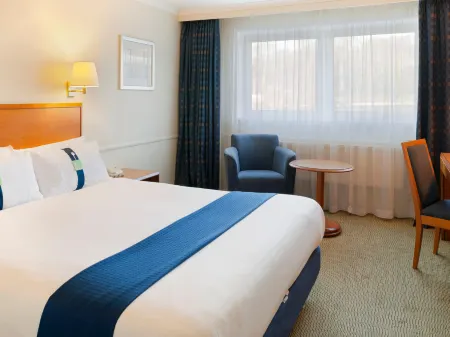 Holiday Inn Edinburgh Zoo Отели рядом с достопримечательностью «Университет Эдинбург»