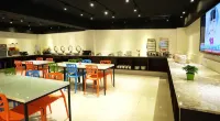 M Hotel - breakfast