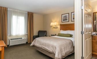 Candlewood Suites MOBILE-DOWNTOWN by IHG