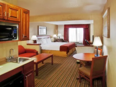Holiday Inn Express & Suites Sioux Center