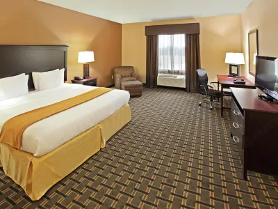 Holiday Inn Express & Suites Texarkana East Hotels in Texarkana