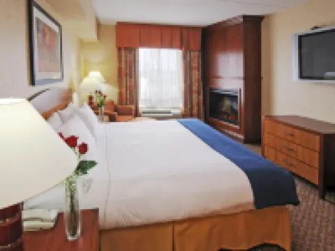 Holiday Inn Express & Suites BRAMPTON by IHG