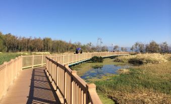 Dali knot, seaview Inn (erhai lake ecological corridor, entrance)