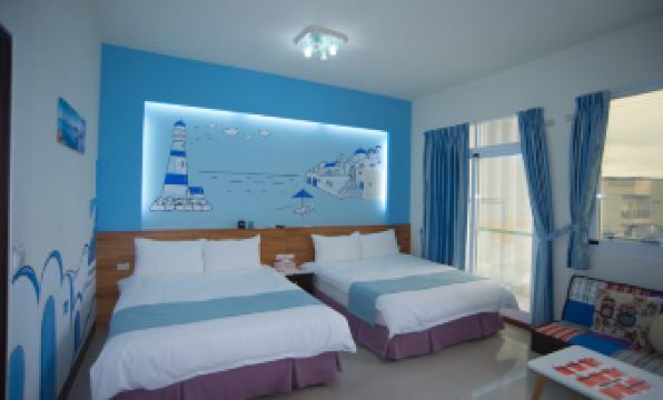 Taitung Car Stack Bed and Breakfast