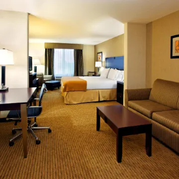 Holiday Inn Express & Suites FRESNO NORTHWEST-HERNDON by IHG