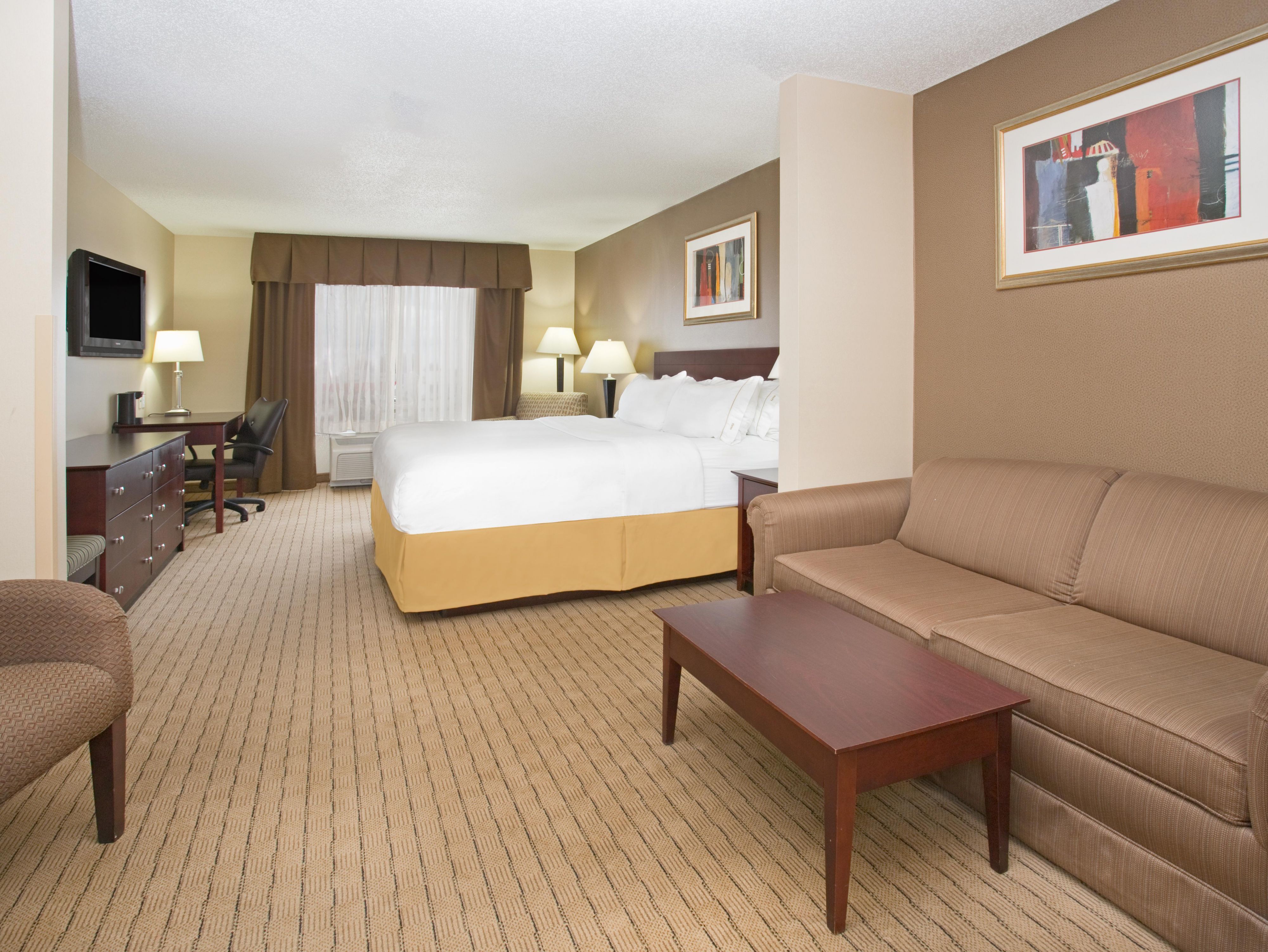 Holiday Inn Express Hotel & Suites Minot South, an Ihg Hotel