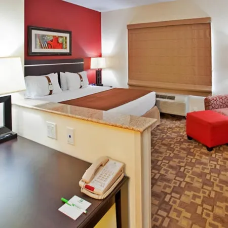 Holiday Inn OMAHA DOWNTOWN - WATERPARK by IHG