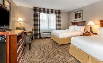 Holiday Inn Express & Suites Tilton - Lakes Region