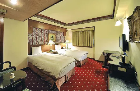 Karo Hotel
