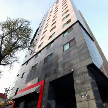 Three Seven Hotel Dongdaemun (Former JN Park Hotel Dongdaemun) Hotels near Taereung Station