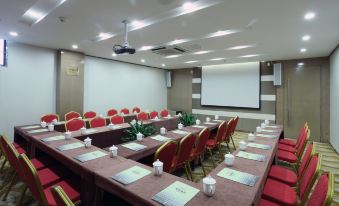 Rushi Hotel (Xiamen Convention Center Gaoqi Airport)