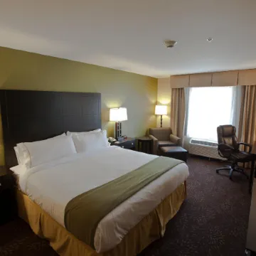 Holiday Inn Express & Suites DETROIT NORTH - TROY by IHG