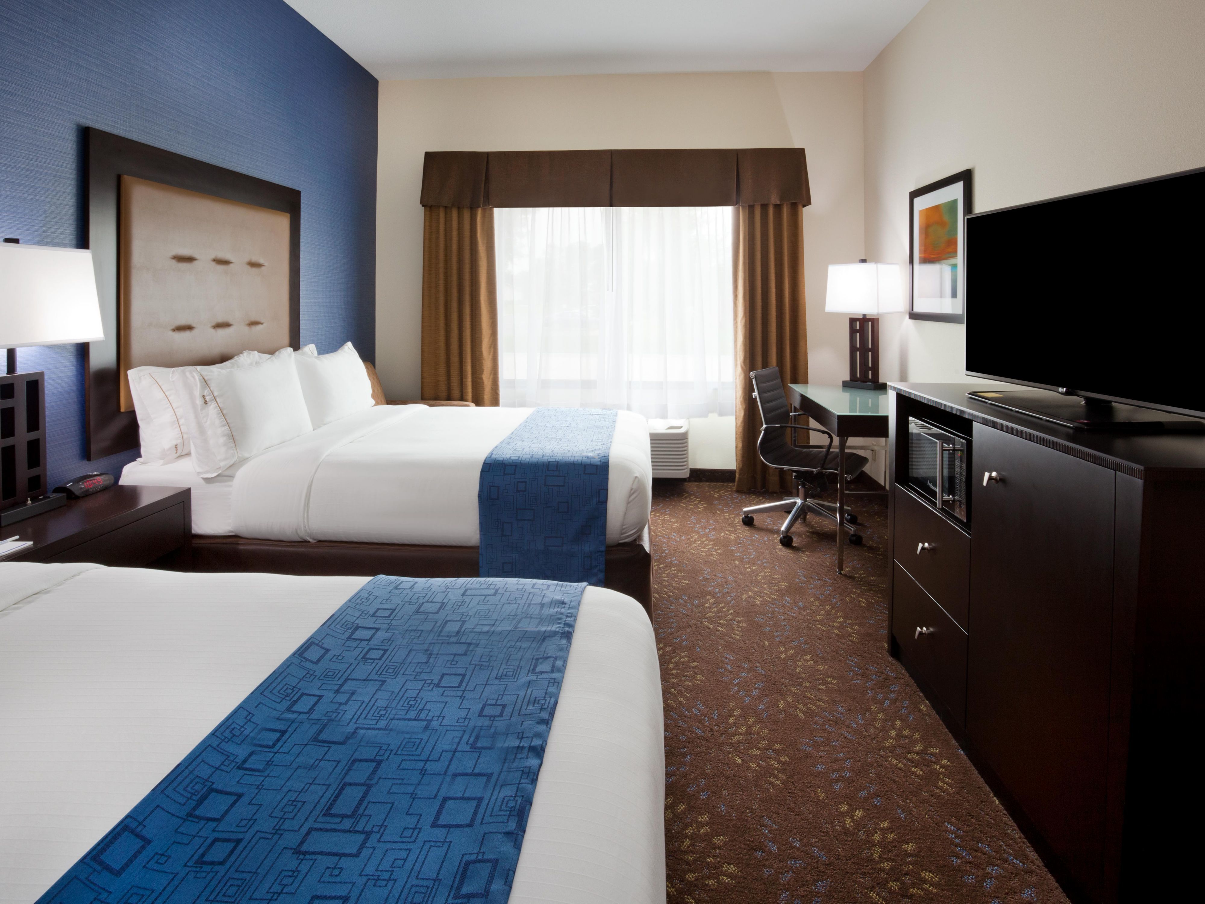 Holiday Inn Express & Suites Davenport, an Ihg Hotel