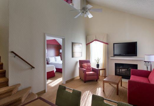 2. 레지던스 인 애..