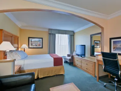 Holiday Inn Express & Suites Charlottetown Hotels in 