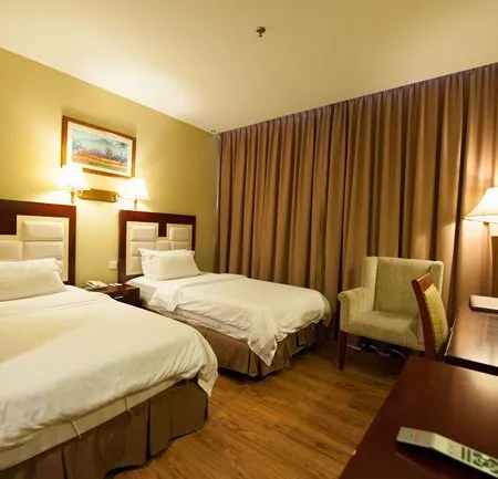 Gaya Centre Hotel Отели рядом с достопримечательностью «Часовая Башня Аткинсон»