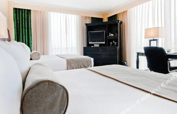 彭薩科拉大酒店