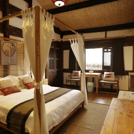 Yuzhan Hotel