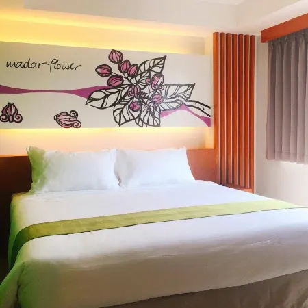 Patra Boutique Hotel Отели рядом с достопримечательностью «Пратунам»