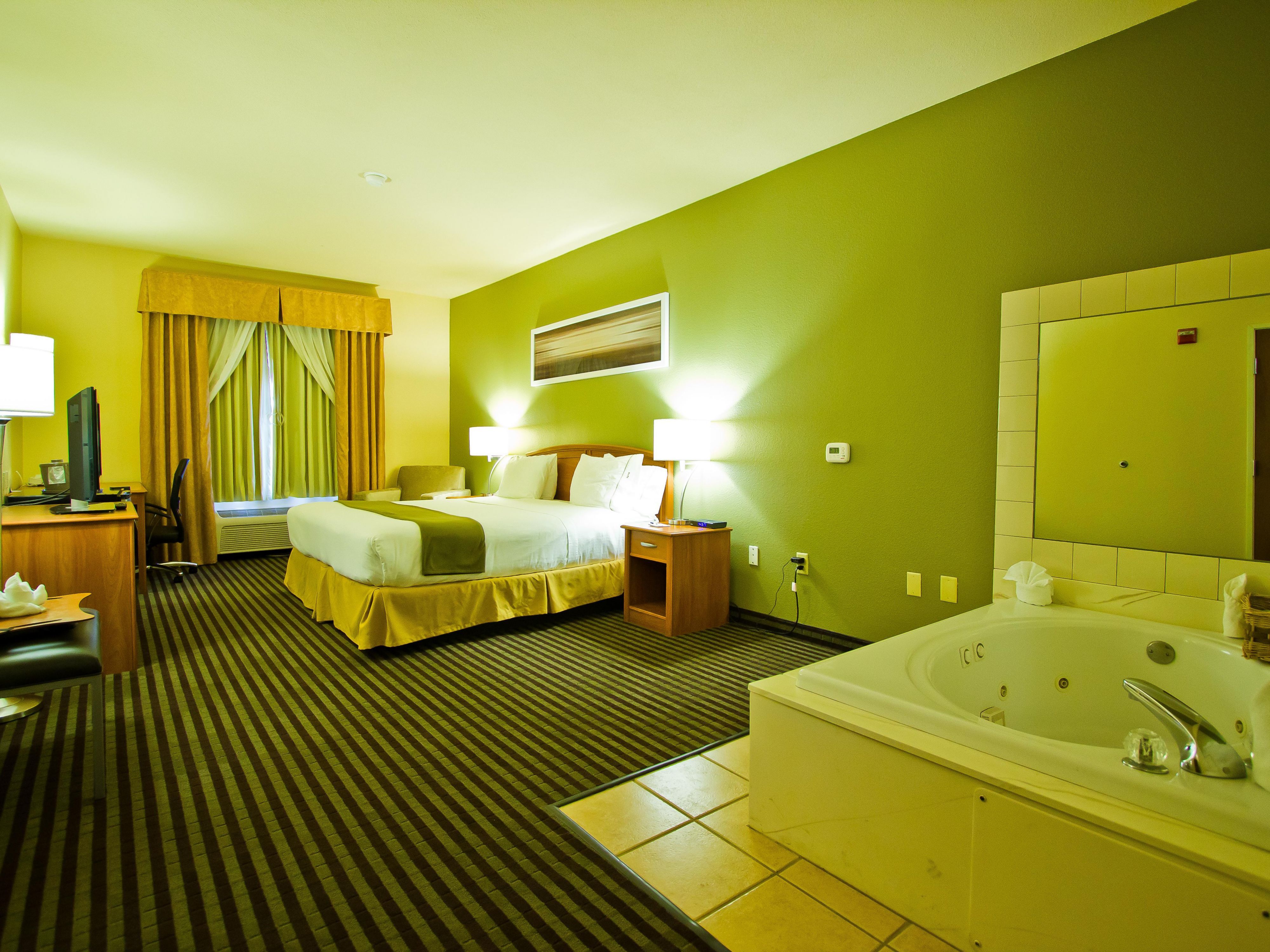 Holiday Inn Express Hotel and Suites Bastrop, an Ihg Hotel