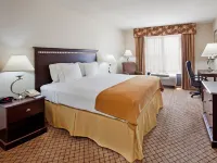 Holiday Inn Express & Suites Mcpherson by IHG