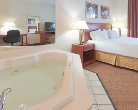 โรงแรม Holiday Inn Express Marshall บาย IHG โรงแรมในCalhoun County