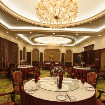 Chunyi Hotel