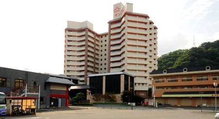 Hotel Sunshine Kinugawa Отели рядом с достопримечательностью «Мировая площадь Тобу»