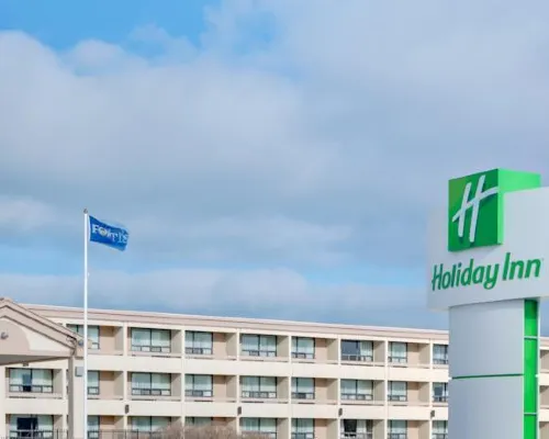 Holiday Inn ST. JOHN'S CONFERENCE CENTRE by IHG Hotels near The Fluvarium