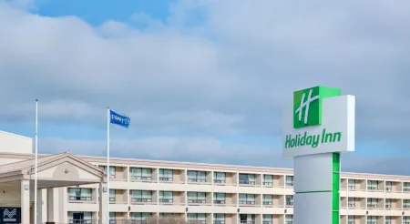 Holiday Inn ST. John's Conference Centre Отели в г. Лоджи Бэй-Мидл Ков-Аутер Ков