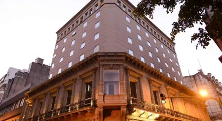 Mérit by Amérian San Telmo Отели рядом с достопримечательностью «Манзана де лас Лусес»