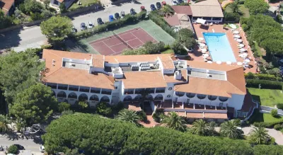 Club Hotel Cormorano Hotels near Church of Saint Antonio of Padua