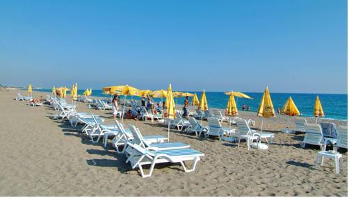 Aperion Beach Hotel