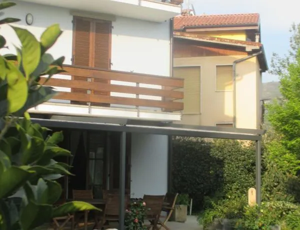 B&b La Corte dei Gelsomini - Housity