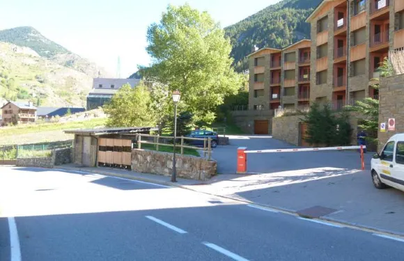 薩卡普日內卡公寓