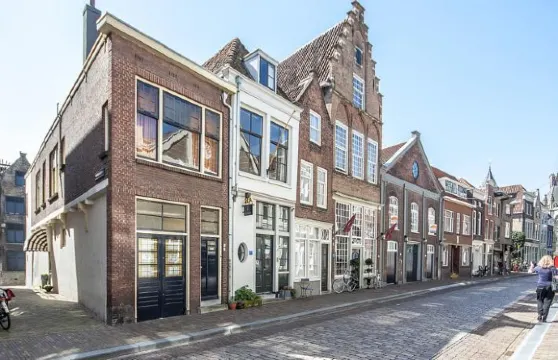 布洛姆安德格拉施酒店