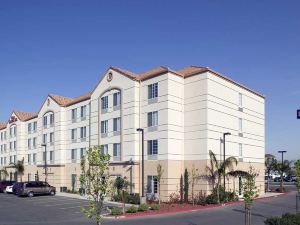 Hilton Garden Inn Bakersfield