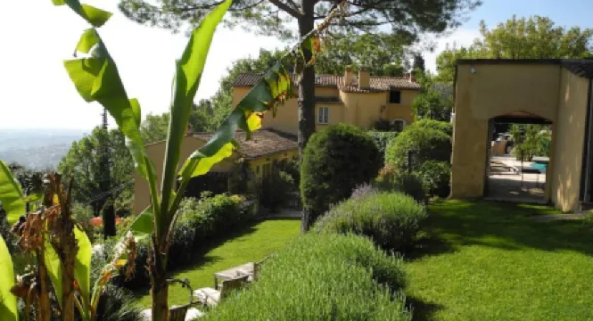 菈科麗德旺斯住宿加早餐旅館