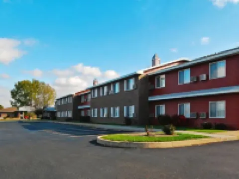 Hudson Inn & Suites Hotels in Hudson