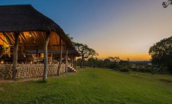 Inyati Game Lodge