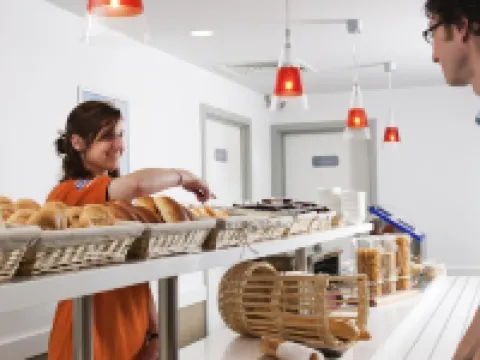 イビス バジェット ルーヴェン セントラム ルーベンのホテル