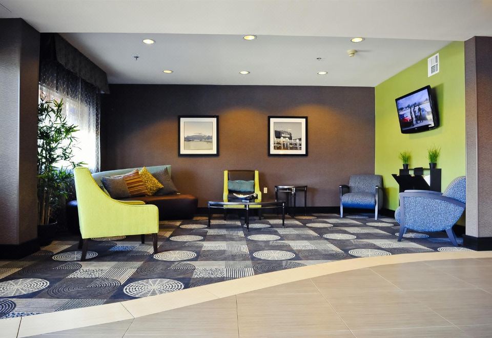 Best Western Plus Arlington North Hotel and Suites Over view