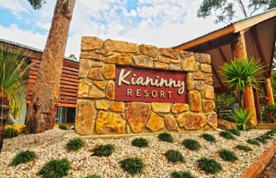 吉阿尼尼叢林別墅