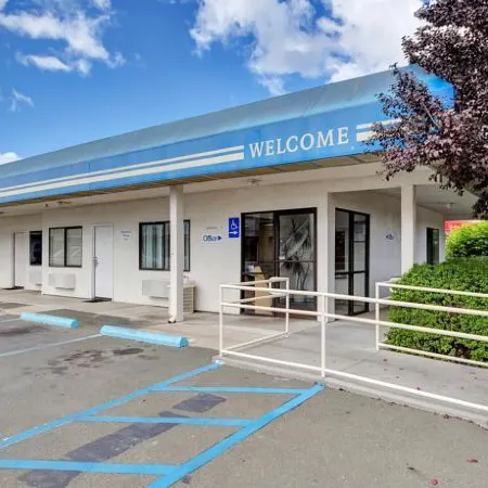 Motel 6 Ukiah, CA