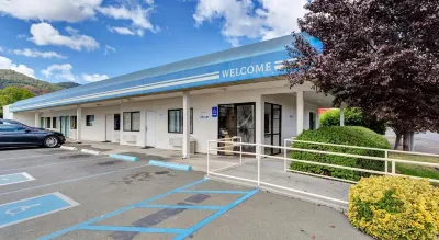 Motel 6 Ukiah, CA