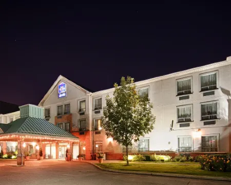 ベスト ウエスタン プラス トラベル ホテル トロント エアポート トロントのホテル