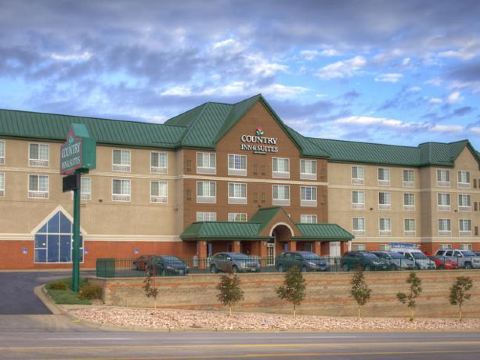 Country Inn & Suites by Radisson, Rapid City, SD