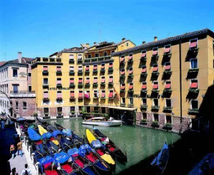 هوتل كافاليتو إي دوجي أورسيولو Hotels near ميدان سان ماركو